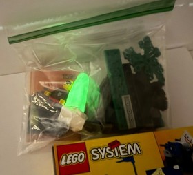 LEGO Castle: Ghostly Hideout (1596) 100% Complete W/ Instructions No Box