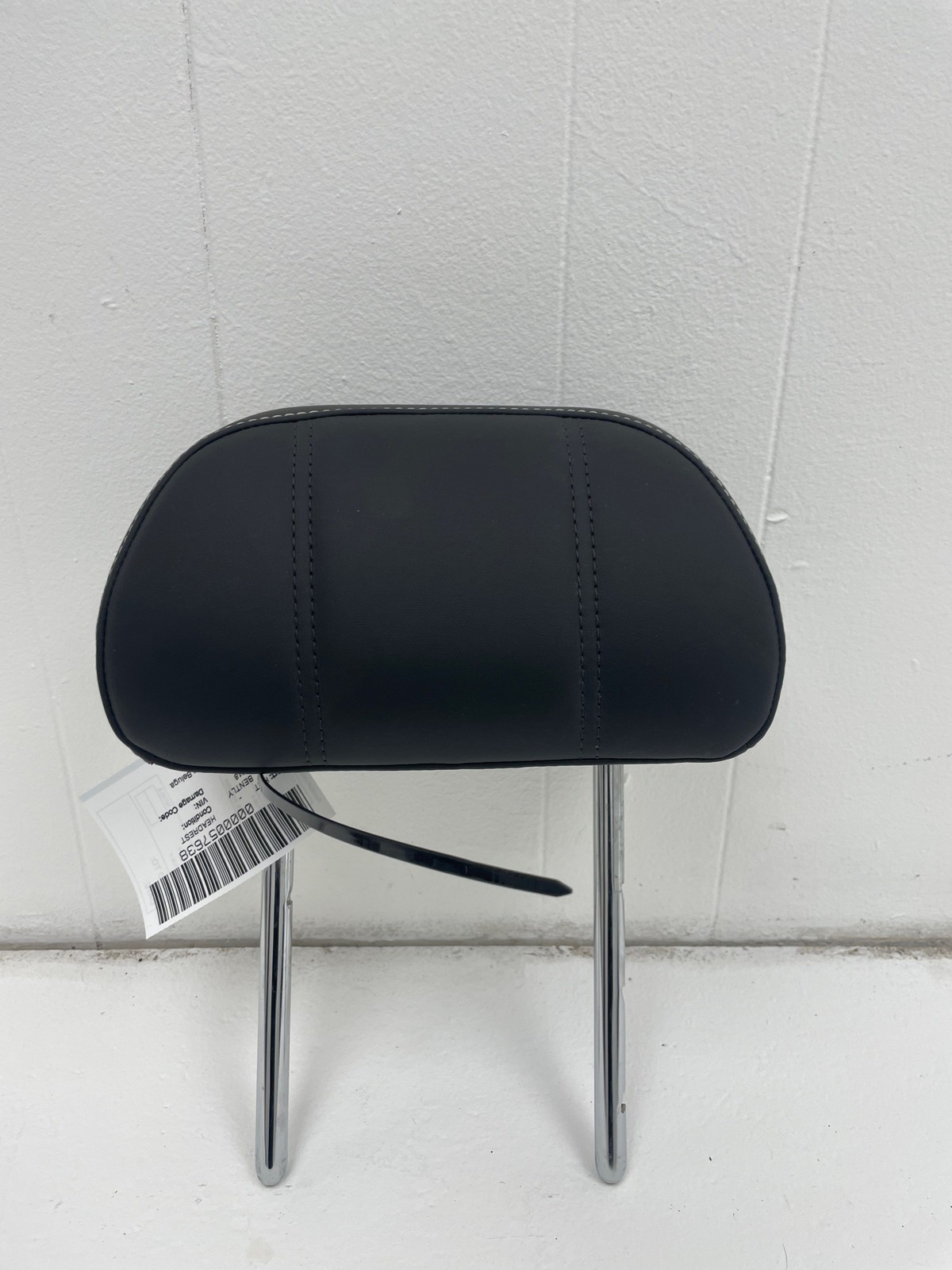 2015-2020 BENTLEY BENTAYGA OEM Rear Left Head Rest Beluga Black Leather