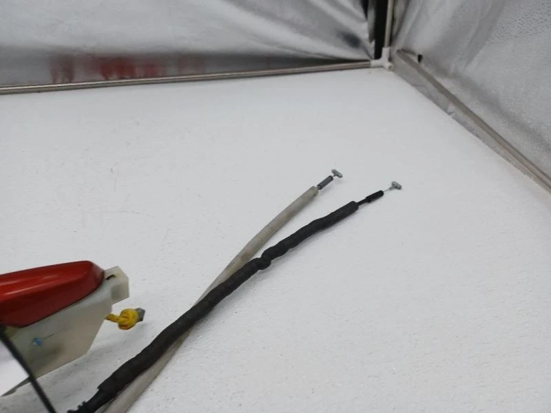 Hyundai Elantra 2017 actuador de bloqueo de puerta delantera lado pasajero derecho OEM Foto 3 de 4