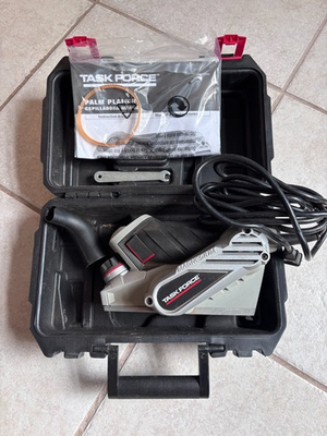 #ad Task Force Electric Hand Planer w Accessories amp; Case Works great $29.95