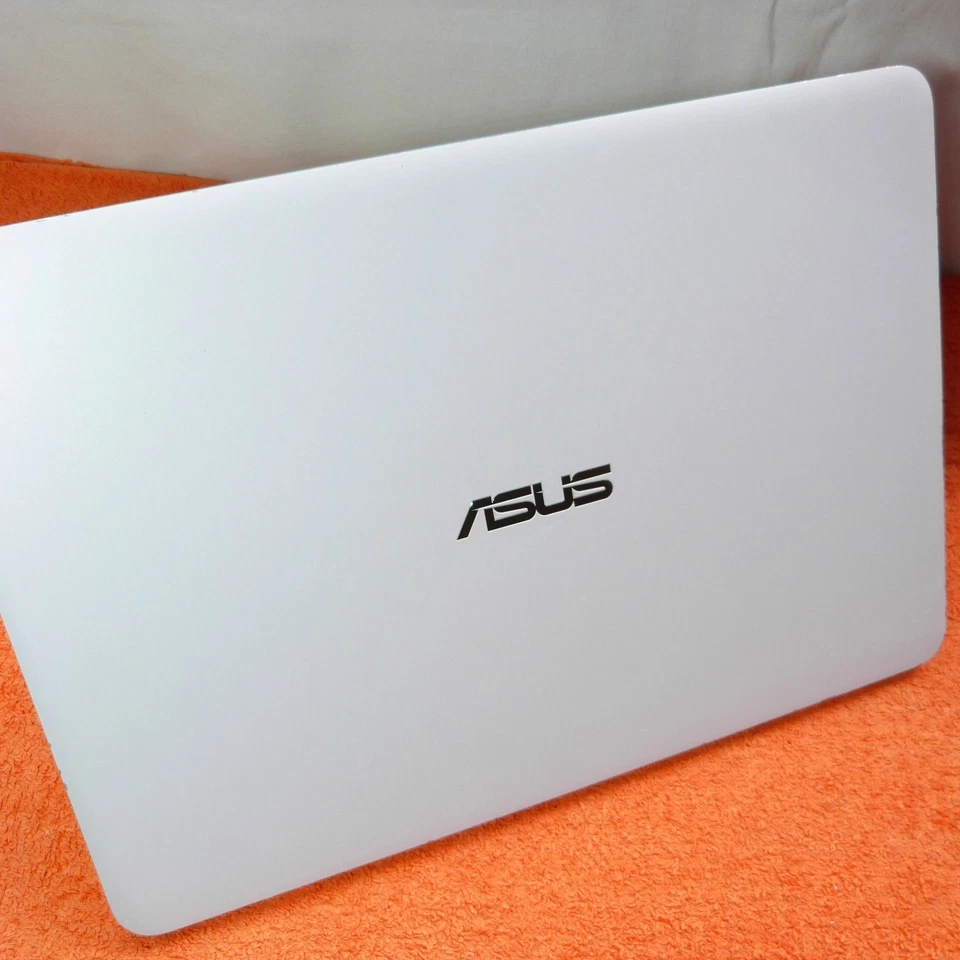 Asus UX305 ZenBook METALL UltraBook l 13 Zoll FULLHD Windows 11 SSD 8GB RAM NEU - Bild 2 von 4