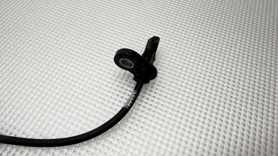 2007 2008 - 2011 HONDA CR-V FRONT LEFT WHEEL ABS SPEED SENSOR 57450-SWA-013 OEM - Image 2 of 4