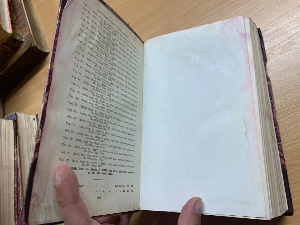 *RARE* 1953 "THE HERD BOOK OF HEREFORD CATTLE" BULLS & COWS VOL 83 BOOK (P6) - Image 4 of 4