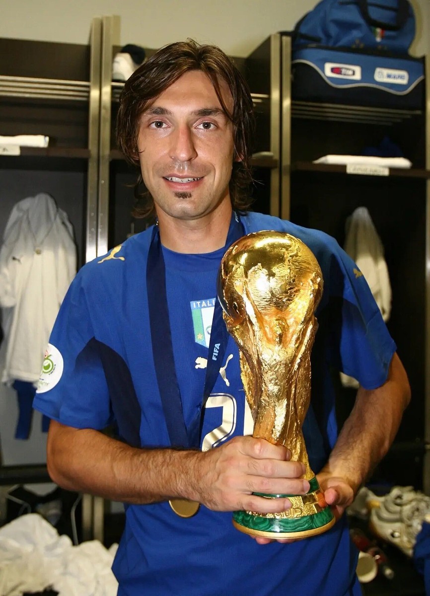 ITALY PUMA 2006 WORLD CUP FOOTBALL SOCCER HOME JERSEY #21 ITALY PUMA 2006 WORLD CUP FOOTBALL SOCCER HOME JERSEY #21