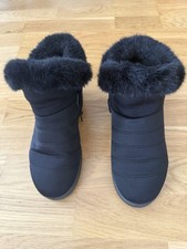 Women's Black Quilted Snow Boots – Faux Fur Lined – Size 40 (UK 6.5/7)