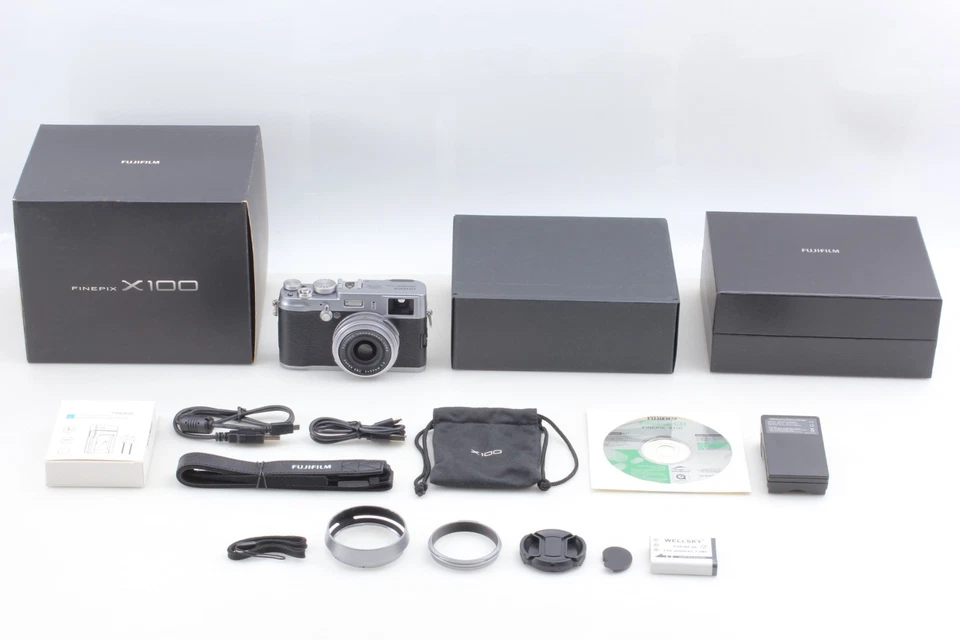 [Near MINT w BOX] Fujifilm FinePix X100 Silver 12.3 MP Digital Camera From JAPAN - Image 2 of 4