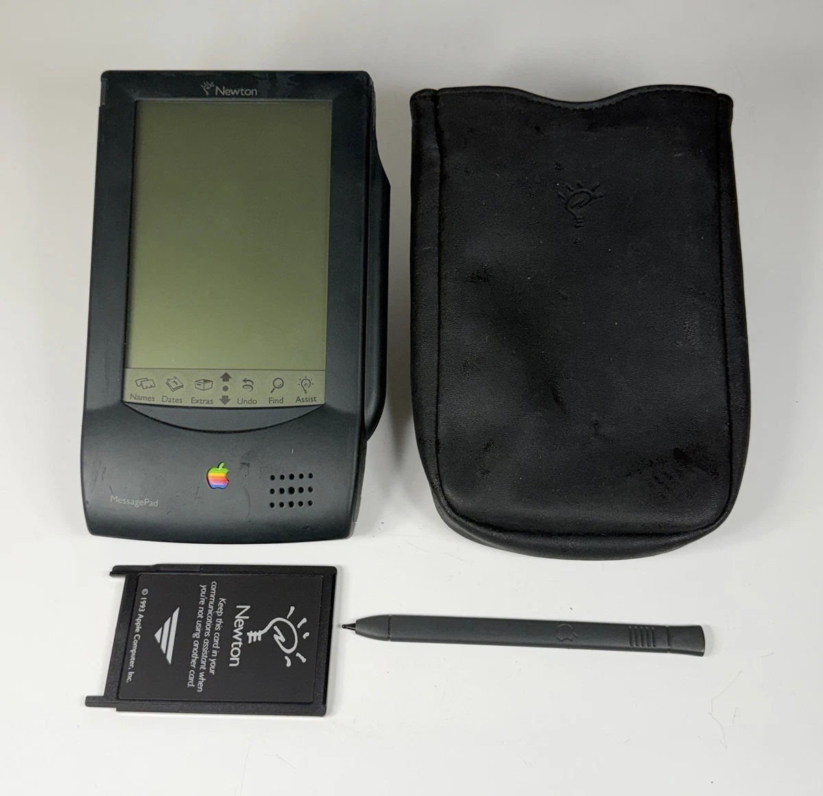 Newton Message Pad H1000② Vintage 1993 Apple Newton MessagePad H1000 - Power on / for Parts