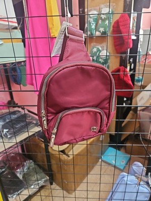 Lululemon Everywhere Crossbody 2L Burgundy Sling Pack