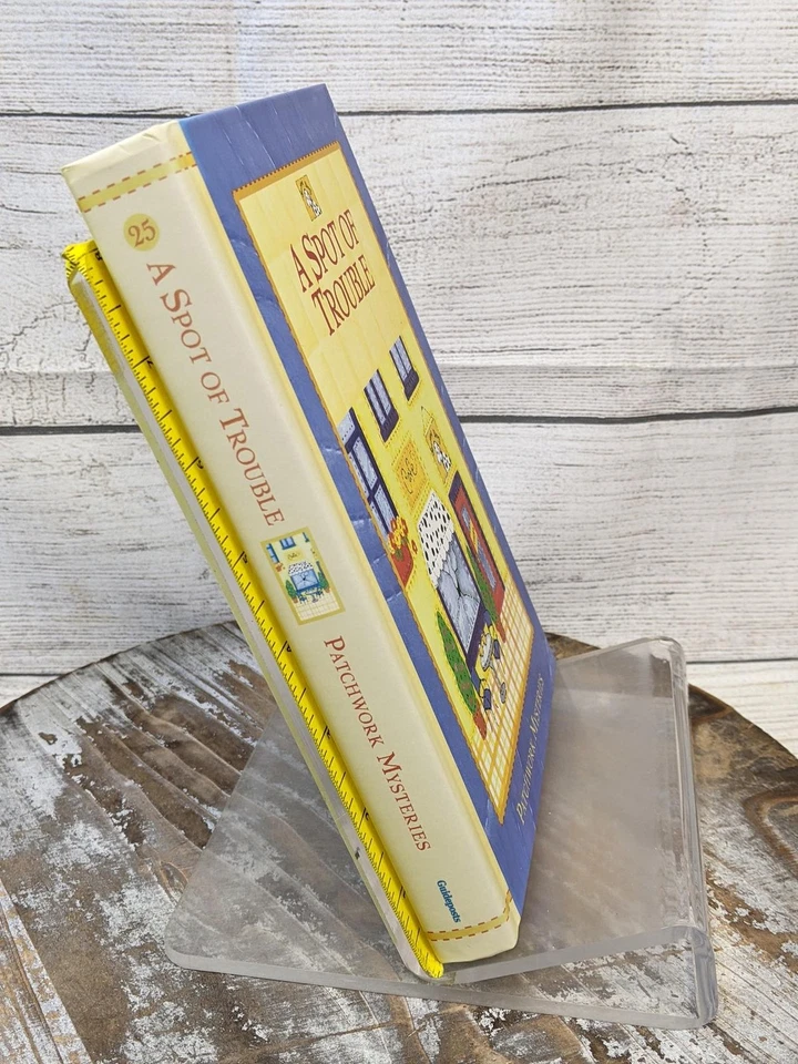 A Spot of Trouble (Patchwork Mysteries) Guideposts Kelly Riley 2012 Hardcover - Image 2 of 4