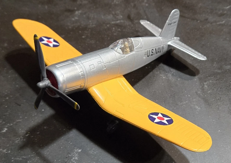 US Navy XF4U-1 Corsair plástico 7,5” largo gris y naranja nuevo rayo accesorio mecánico Foto 2 de 4