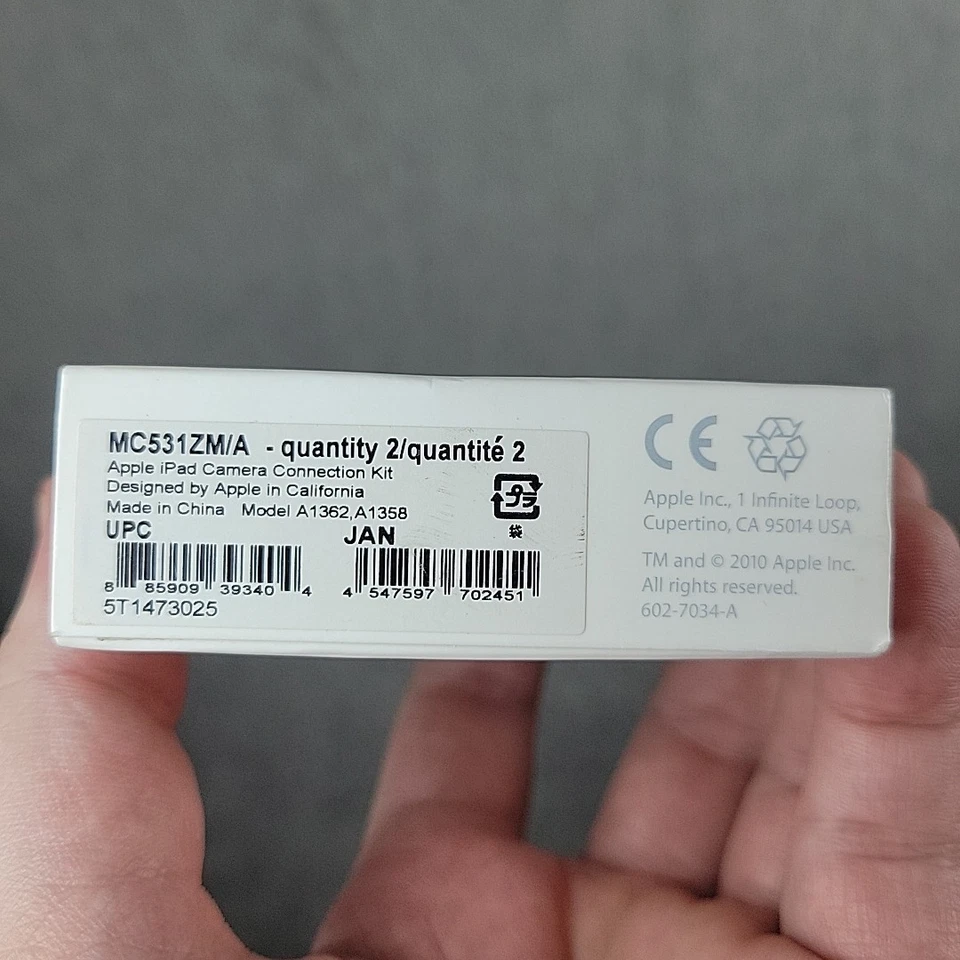 Apple iPad Camera Connection Kit MC531ZM/A A1362 A1358 OEM New Sealed - Image 3 of 4