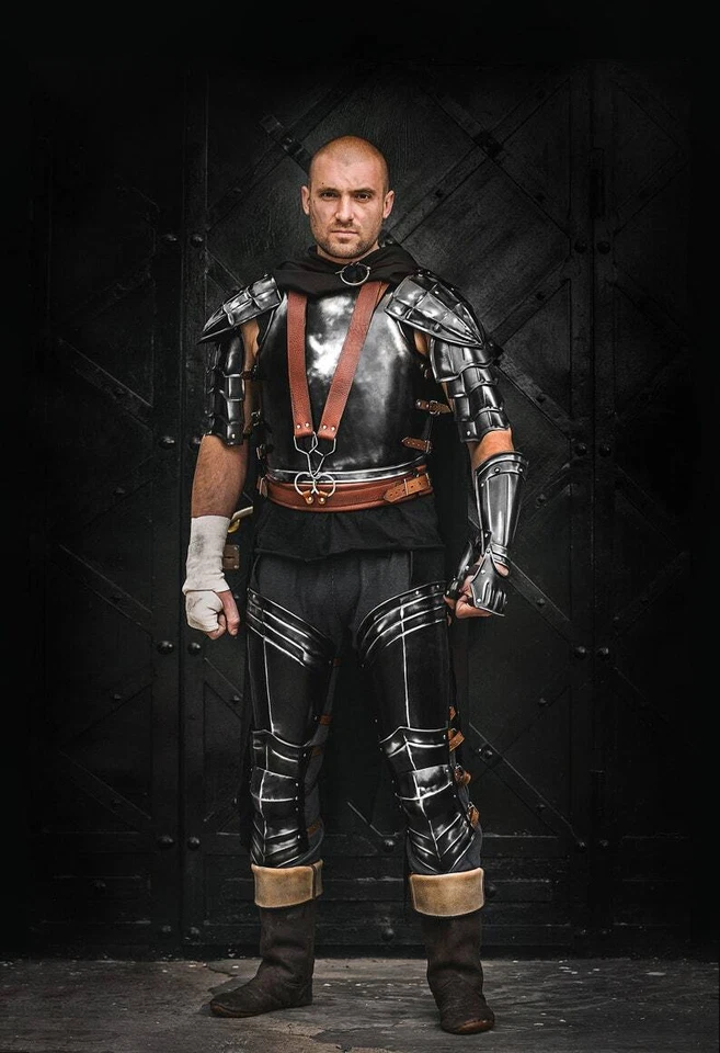 Guts 黄金时代盔甲,动漫角色扮演,黑色钢制全套盔甲服装 — 第 2/4 张图片
