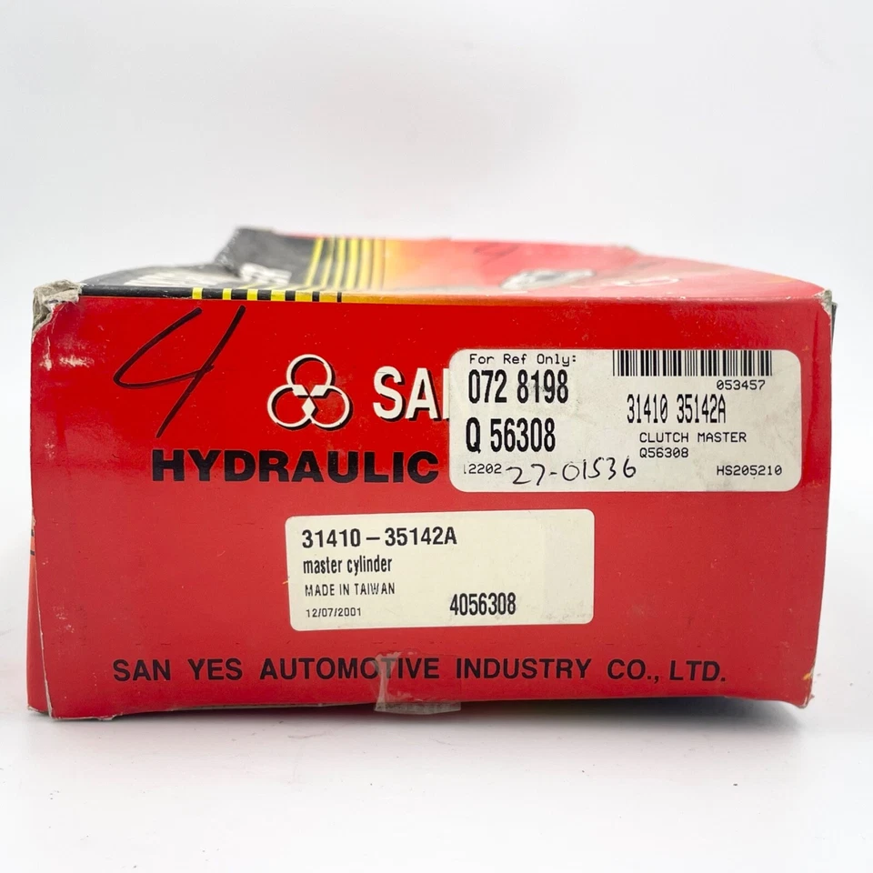 Cilindro maestro embrague Sanyco 31410-35142A para Toyota Foto 2 de 2