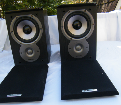 POLK AUDIO TSi100 BOOKSHELF SURROUND SPEAKERS Piano Gloss Top Wood Grain Sides