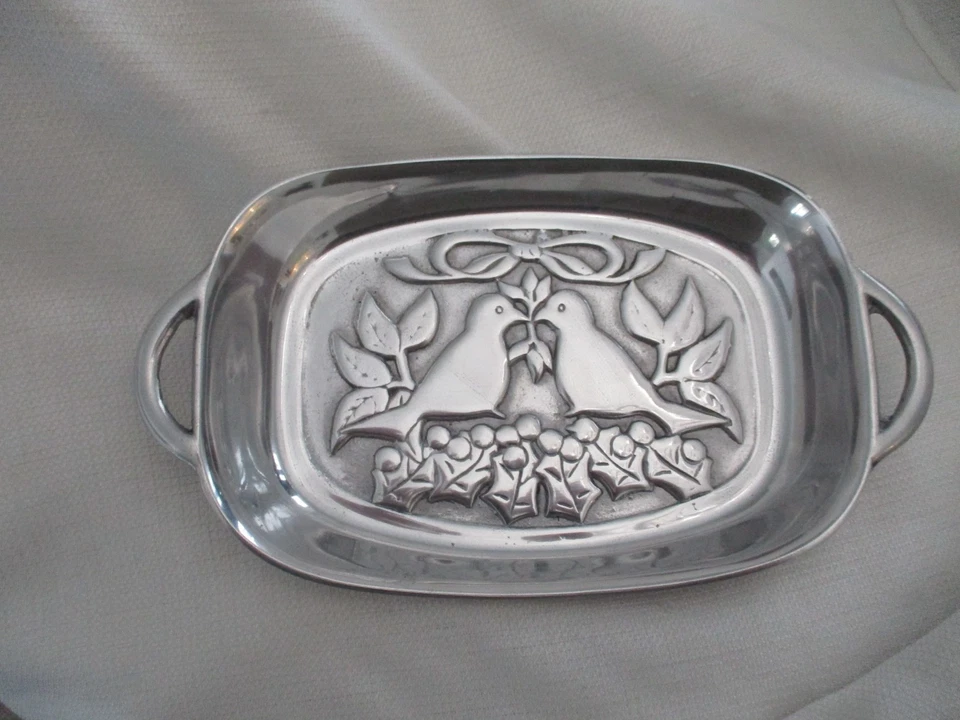 Vintage Jon Margeaux Holiday Serving Tary 1995 Hand Made in Mexico Doves & Holly