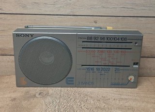 Radio compatta vintage Sony ICF 22L 3 bande