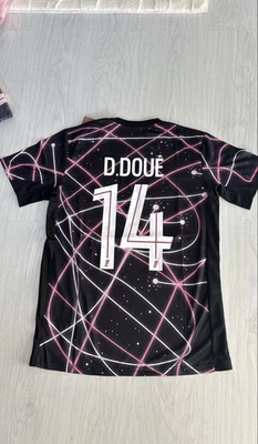 Maillot concept PSG floqué Désiré Doué taille M et taille S - Photo 1/4
