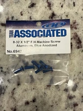 NEW TEAM ASSOCIATED 6942 8-32 X1/2 F.H. SCREW BLUE ALUM.