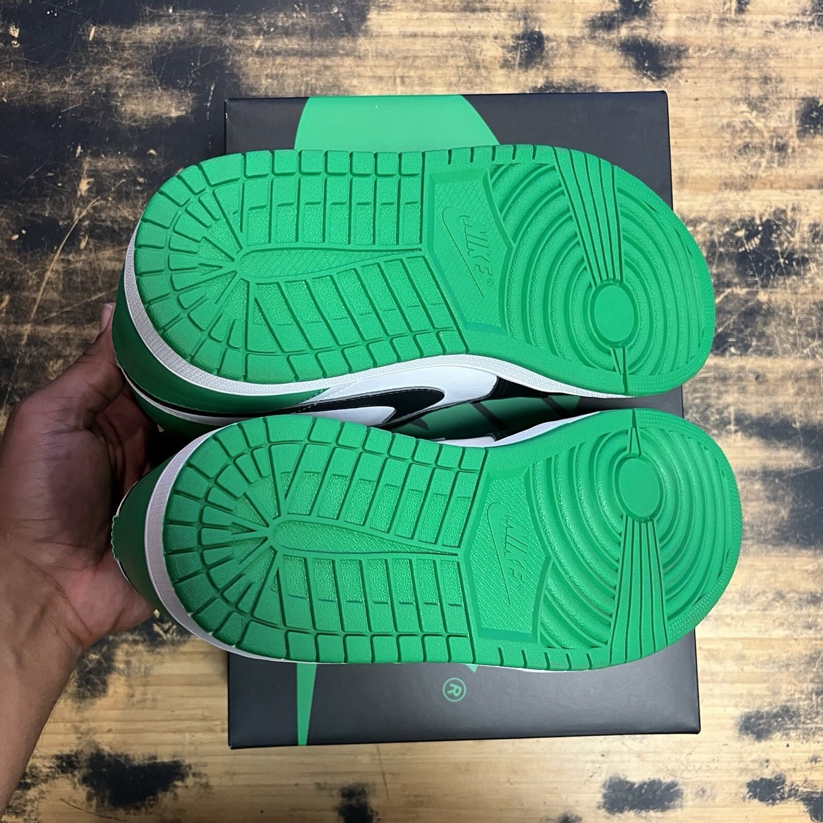 New Air Jordan 1 Retro High OG Lucky Green DZ5485-031 FAST