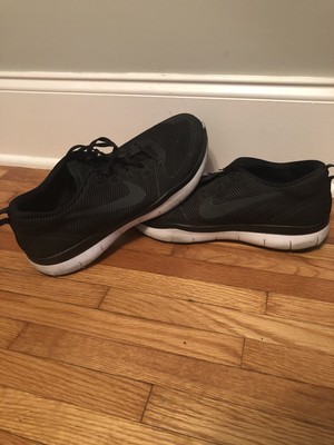 nike free train versatility black