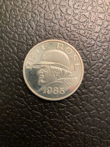 Pete Rose 1985 Coin, 1 Troy Oz, .999 Fine Silver, No Reserve