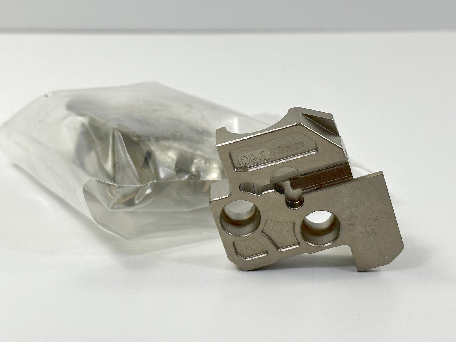 Mitsubishi GYM25LA-D06 Indexable Grooving & Cut-Off Tool Holders New 2pcs