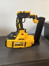 [Open-Box] (DCN681B) DEWALT 20V MAX* Narrow Crown Stapler, 18GA, Tool Only