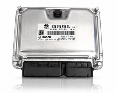 VW California Multivan Transporter Caravelle Engine ECU Control Unit OEM NEW 03-