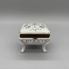 Vtg Kalk Porcelain Trinket Box Gold Tone Raised Enamel S8612 4 Legged Hinged