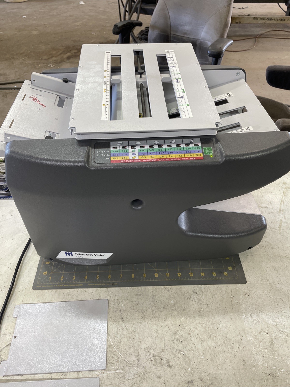 Martin Yale 1611 Table Top Autofolder Paper Folding Machine Type 701 Tested