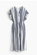 BUTTON-FRONT CRÊPE DRESS