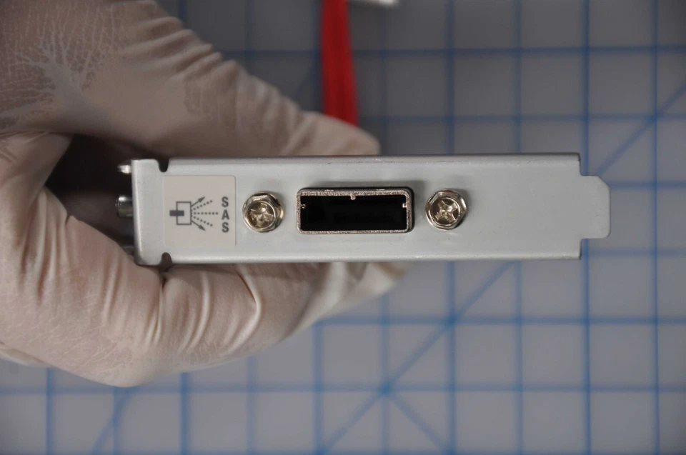 New IBM Single Port SAS Bulkhead Bracket Assembly Cable 46C2115 - Image 2 of 4