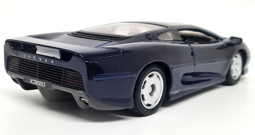 Maisto 1/18 Jaguar XJ220 Dark Blue 90's Supercar Diecast scale model car - Foto 7 di 9