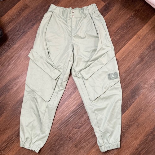 Jordan Essential Utility Cargo Pants Size Large CW6450-006 Green