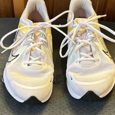 Nike White Yellow Black Athletic Running Shoes DO9473-100