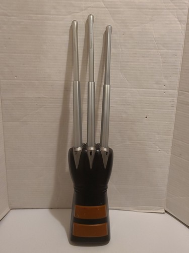 Marvel X-Men Wolverine Electric Sound Claw funktionstüchtig Hasbro Sound 2008 ausziehbar - Bild 2 von 19