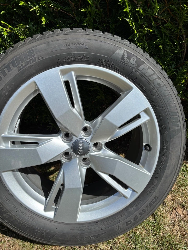 AUDI Kompletträder auf Alufelgen 1 Satz 4 Stück 19 Zoll gebraucht - Bild 2 von 4