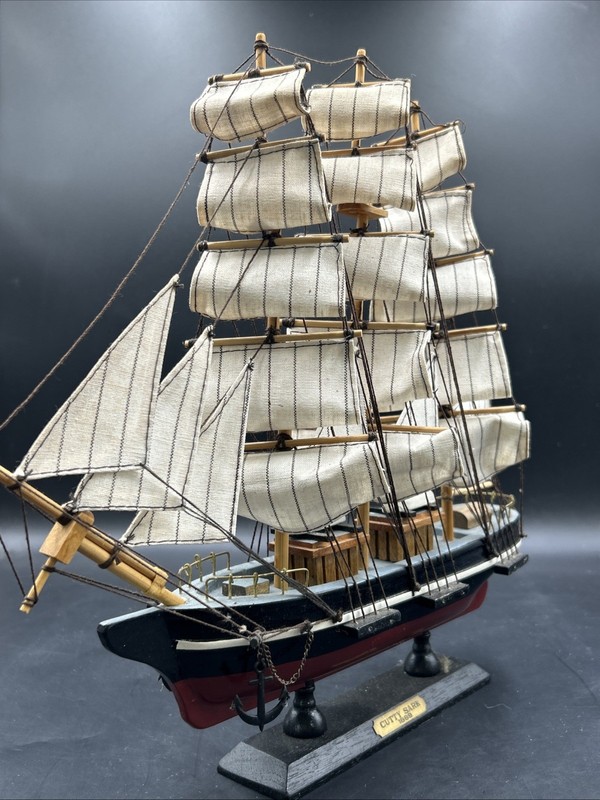 Vintage Cutty Sark 1869 Clipper Ship -wooden Model Sailing Ship Nautical. ML
