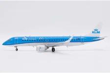XX20424 JC Wings E190 1/200 Model PH-EXU Klm Cityhopper w/Stand