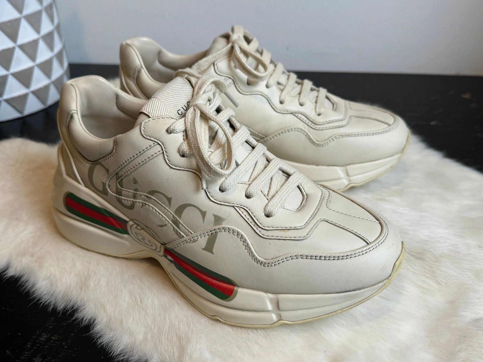 Baskets Gucci Rhyton logo ivoire 36EU