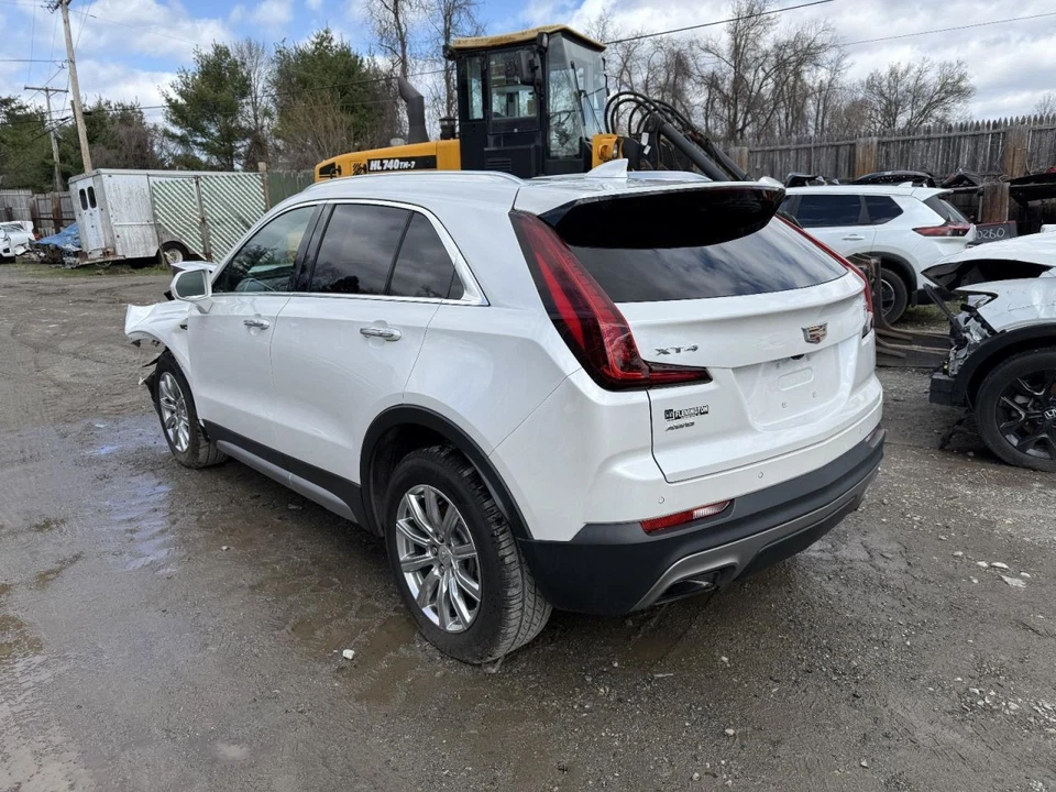 Cadillac XT4 2019-2024 techo corredizo cristal delantero 2,0 L awd 72 k Premium Luxury 66866 Foto 3 de 4