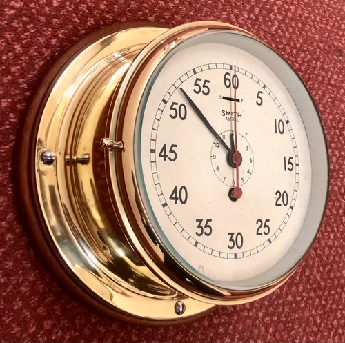 Vintage Royal Navy Admiralty Pattern Ship's Bulkhead Clock, Smith Astral, WW2 - Picture 5 of 24