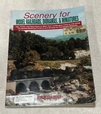 Scenery For Model Railroads, Dioramas, & Miniatures- Robert Schleicher (1994)