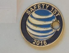 Collectable Vintage Keychain Pelsue Exxon tiger Ford Flume Chasm SBC bell Choice