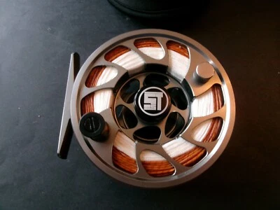 Moulinet de pêche a la mouche SILVERSTONE 56. avec soie naturelle. - Photo 1/4