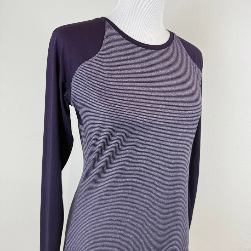 Camiseta para mujer Columbia Omni Wick talla mediana púrpura manga larga raglán Foto 4 de 4