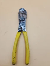 Benner Nawman UPB76 The Banana Coax Cutter