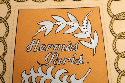 Hermès Paris スカーフ Authentic Hermès Scarf 