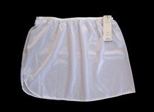 NANCY KING 100 Soft Luster Nylon White Mini Slip Plus Size 1X Length 14"