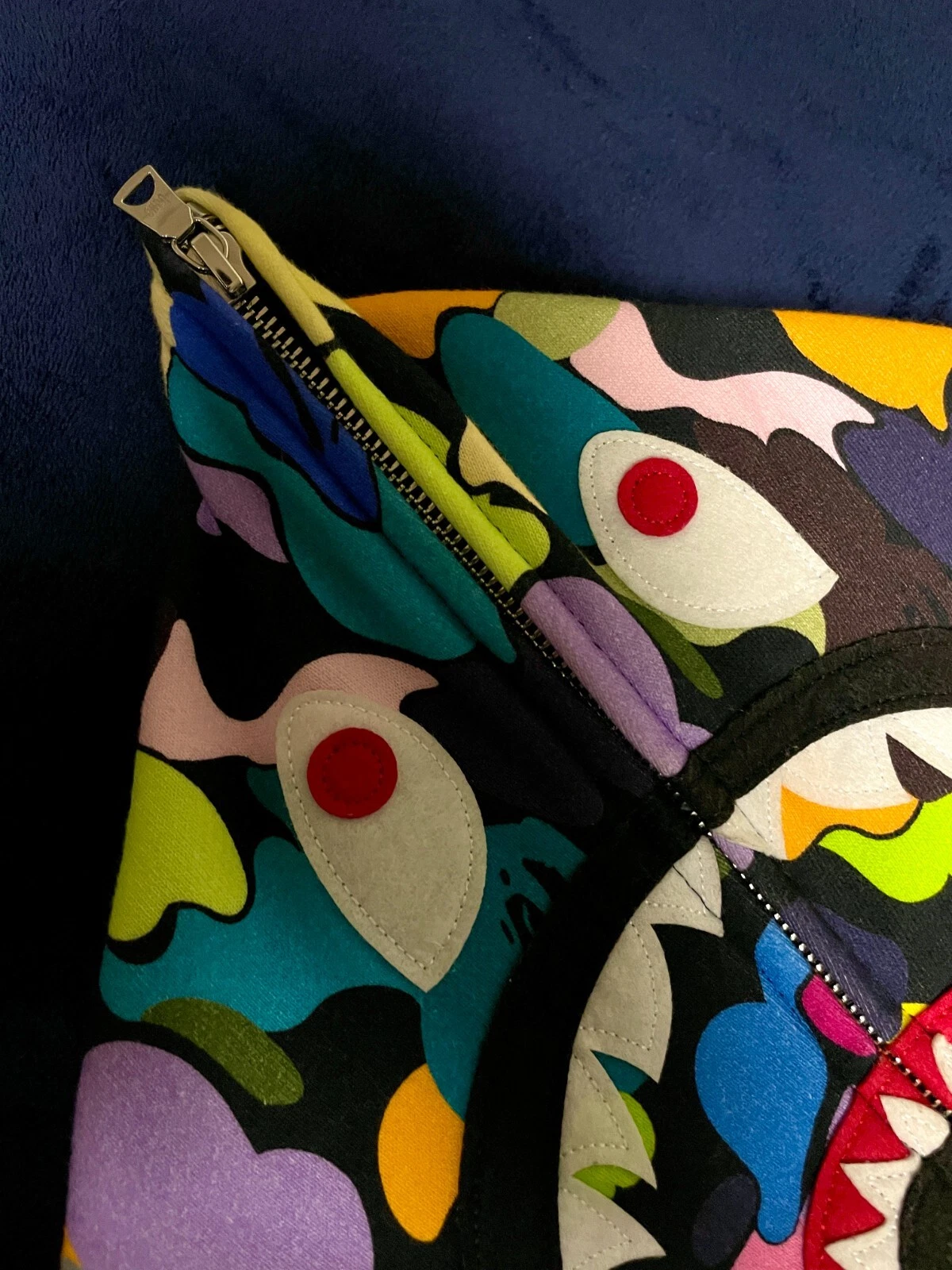 A BATHING APE (BAPE) Felpa con cappuccio multicolore mimetica squalo squalo cerniera intera taglia XL 2021 indossata una volta